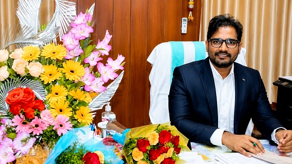 केपीएससी भर्ती घोटाले की जांच में ईडी का बड़ा एक्शन,आईएएस ज्ञानेंद्र गंगवार के बेंगलुरु और बरेली ठिकानों पर छापा