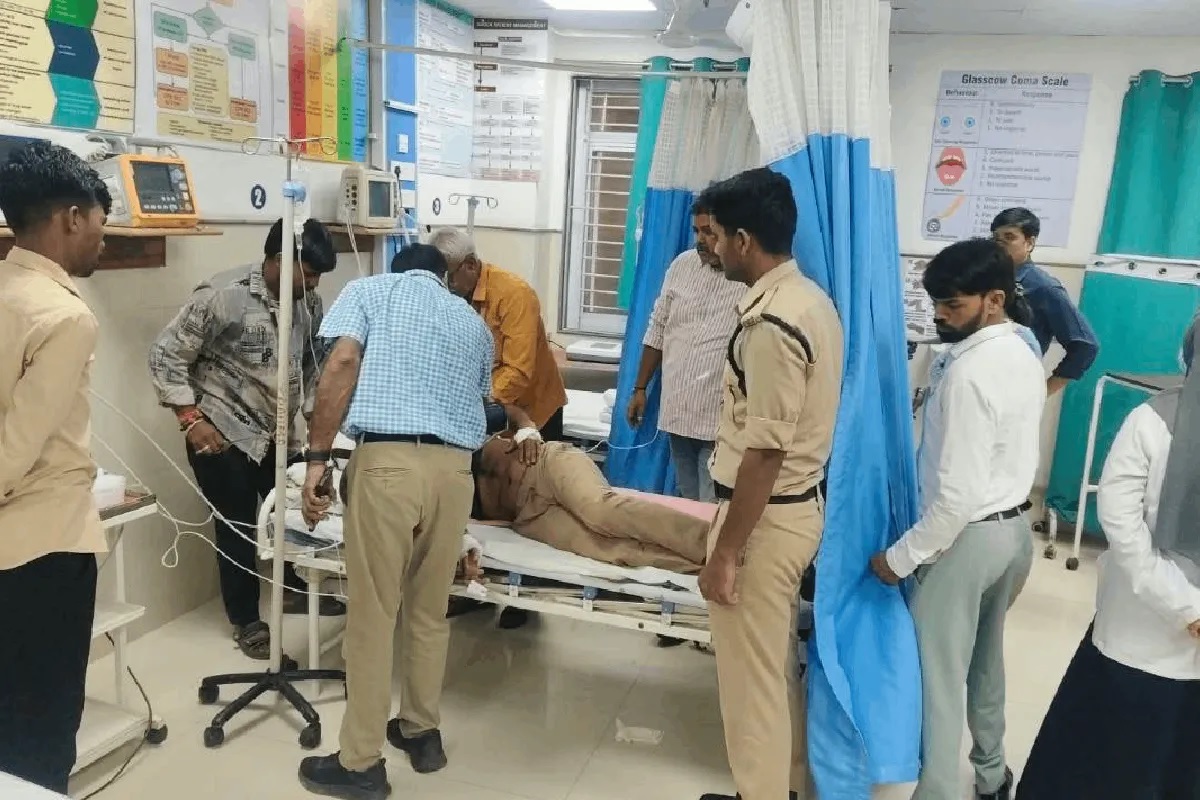रायसेन जेल के अंदर कैदी ने जेल प्रहरी को मारी गोली, हालत गंभीर भोपाल रेफर, जांच शुरू