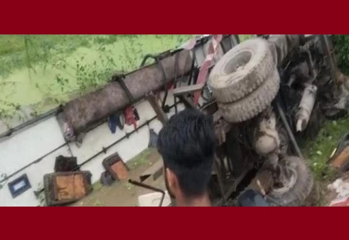 रीवा-सीधी हाईवे पर बस और बलकर की भीषण भिड़ंत, कई यात्री घायल रेस्क्यू के बाद अस्पतालों में भर्ती