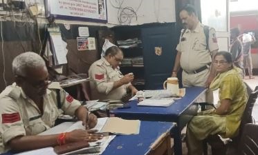 ट्रेन में टीचर के ट्रॉली बैग से 20 हजार रुपए चोरी, कटनी-मैहर के बीच हुई घटना