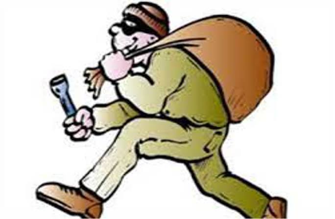 एमपी के सतना में चोरों ने आरएसएस ऑफिस में बोला धावा, ताला तोड़कर गैस सिलेंडर सहित अन्य सामान की चोरी