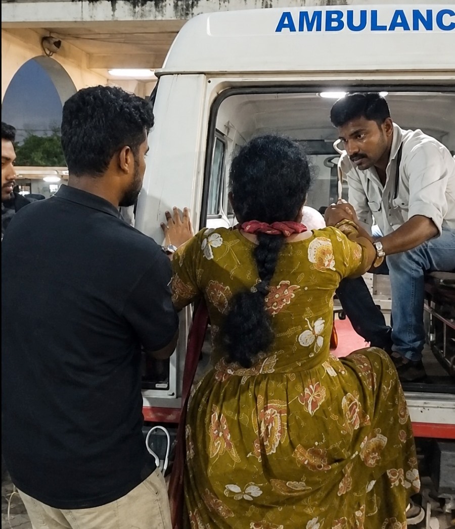 गोदान एक्सप्रेस में महिला को हुई प्रसव पीड़ा, जबलपुर रेल मंडल ने दिखाई तत्परता, पहुंचाई चिकित्सा सहायता