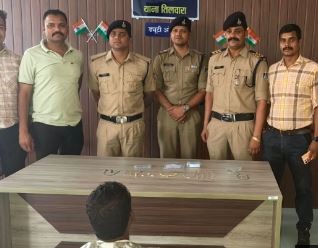 जबलपुर पुलिस ने भोपाल से पकड़ा कुख्यात नकबजन पप्पू मल्लाह,10 लाख के जेवर बरामद, लड़कों को देता था ट्रेनिंग