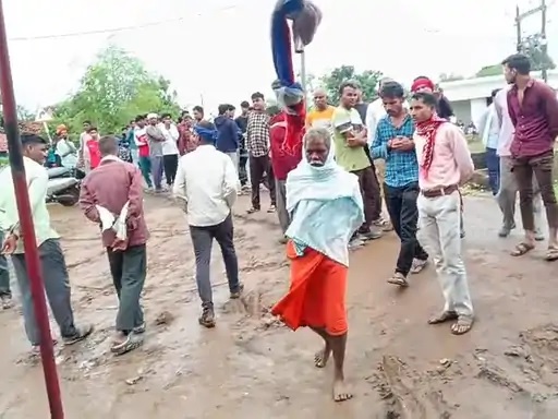 एमपी में दर्दनाक हादसा : गणेश पंडाल में सो रहे लोगों पर गिरा हाईटेंशन बिजली का तार, करंट से 4 युवकों की मौत