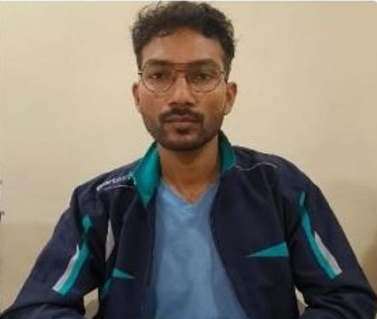 जबलपुर में कृषि उपज मंडी मंदिर में रिश्वत लेते रंगे हाथों पकड़ा गया पटवारी मनोज बघेल