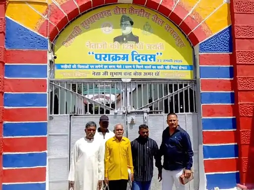 केंद्रीय जेल जबलपुर से 5 कैदी रिहा, गांधी जयंती पर अच्छे आचरण के चलते 14 साल बाद मिली आजादी