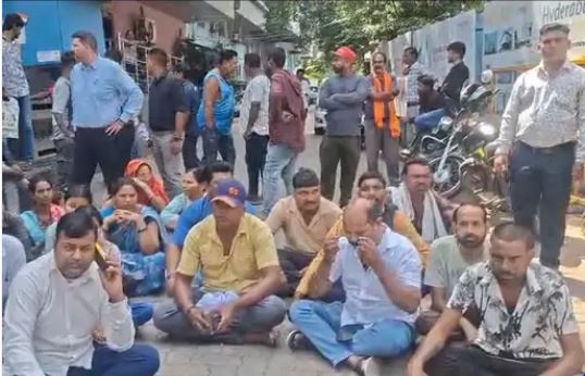 जबलपुर के हैदराबाद ओमेगा अस्पताल में कैंसर मरीज की मौत, आयुष्मान योजना के बावजूद मांगे 40 हजार रुपए