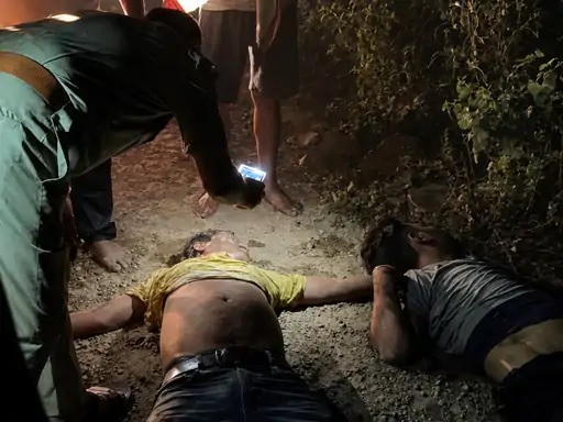 मैहर दर्शन को कानपुर आ रहे श्रद्धालुओं की बोलेरो नदी में गिरी, 2 की मौत, 4 घायलों की हालत गंभीर