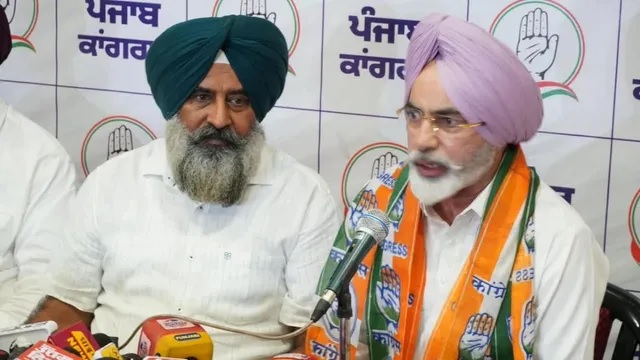 पंजाब में आप को बड़ा झटका, सीएम भगवंत मान के पूर्व ओएसडी मनजीत सिंह सिद्धू कांग्रेस में शामिल