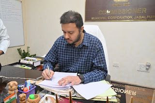 जबलपुर- नवागत निगमायुक्त अग्रिम कुमार ने संभाला पदभार, स्वच्छता और जनसमस्याओं के समाधान पर रहेगा जोर