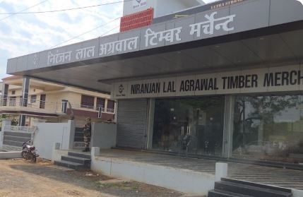 टिम्बर कारोबारियों पर आयकर विभाग की दबिश, जबलपुर से पहुंची टीम, सुबह से खंगाल रही रिकॉर्ड